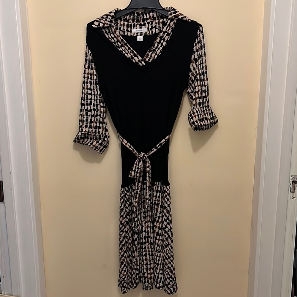 Dress barn dress, women’s size small, stretchy material